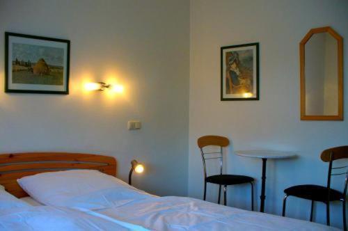 Hotel Ernst Ludwig Дармщат Стая снимка